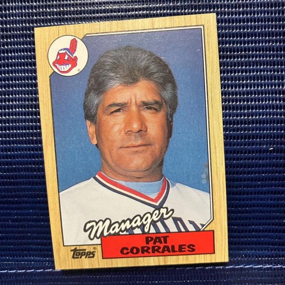 Baseball card Pat Corrales (catcher & manager/coach)